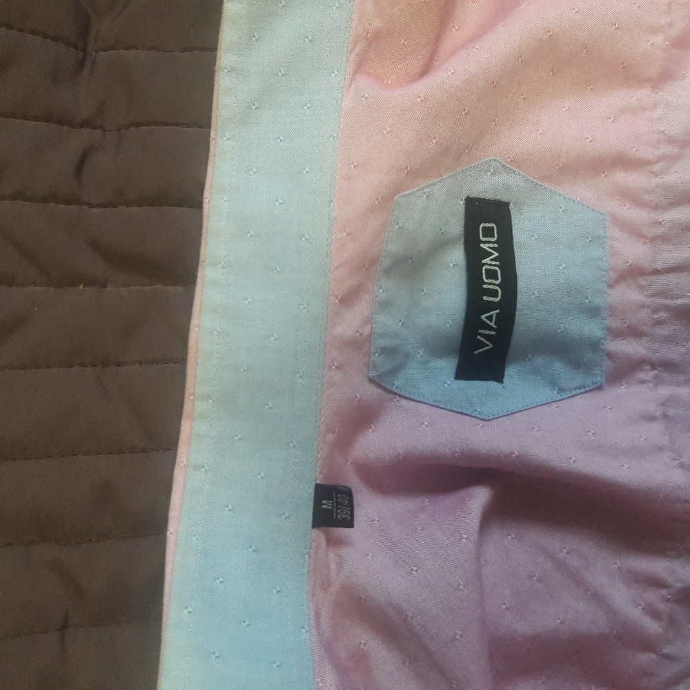 Button down shirt - Picture 2 of 3